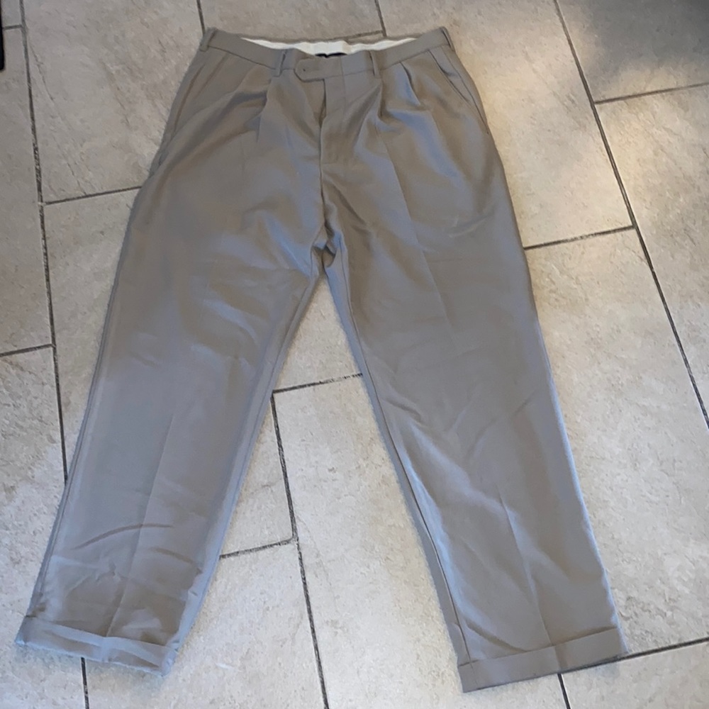 Men's Haggar Light Brown Beige 24 x 30 Dress Pants